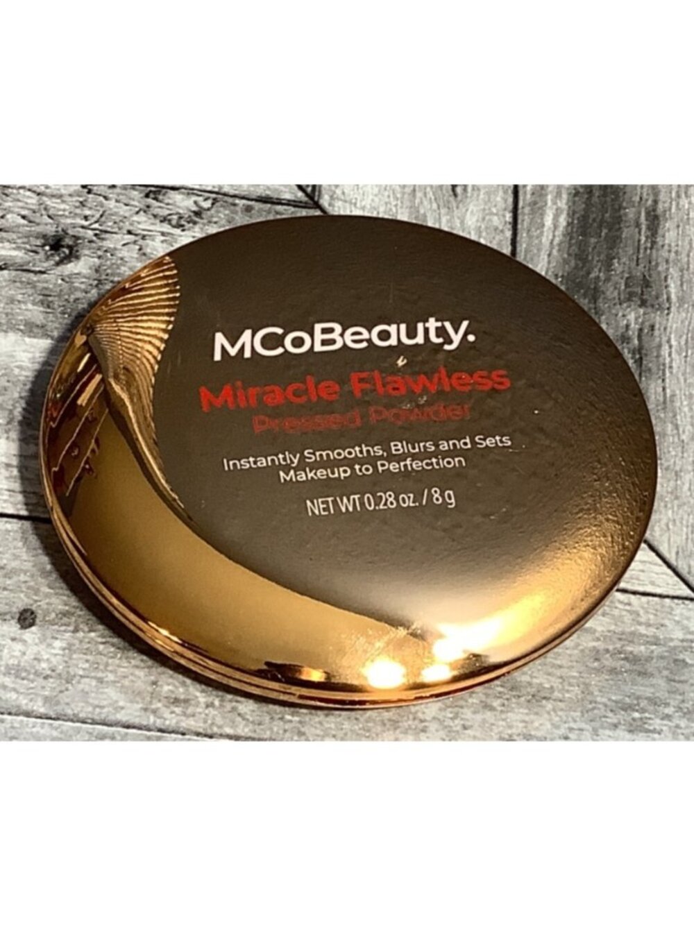 MCoBeauty Miracle Flawless Pressed Powder 1 Light 0.28 Oz Compact